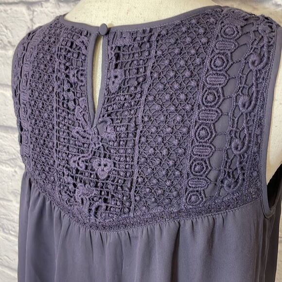Kismet Sleeveless Crochet Yoke Relaxed Fit Top Size Extra Small - Picture 7 of 10
